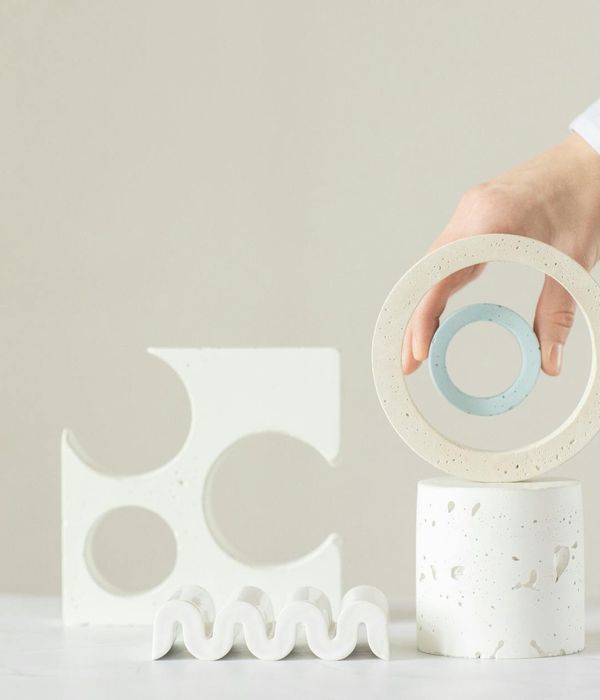 A serene abstract shape suggesting balance and calm.